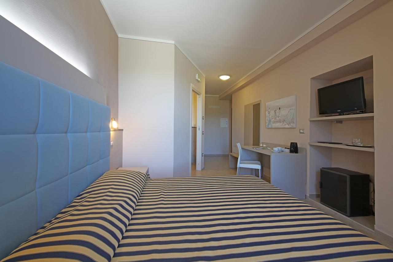 San Rocco Relais Aparthotel Soiano Del Lago Exterior photo